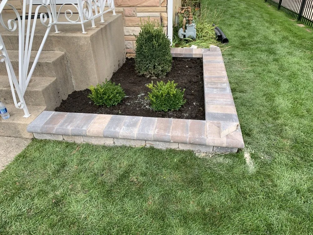 Top-rated yard cleanup service for outdoor upgrades across Grayslake, IL - JH Landscaping