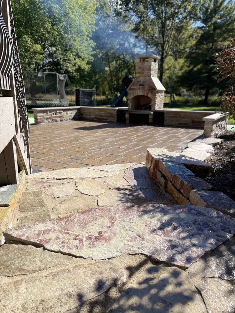 Expert lawn care service experts serving Grayslake, IL - JH Landscaping