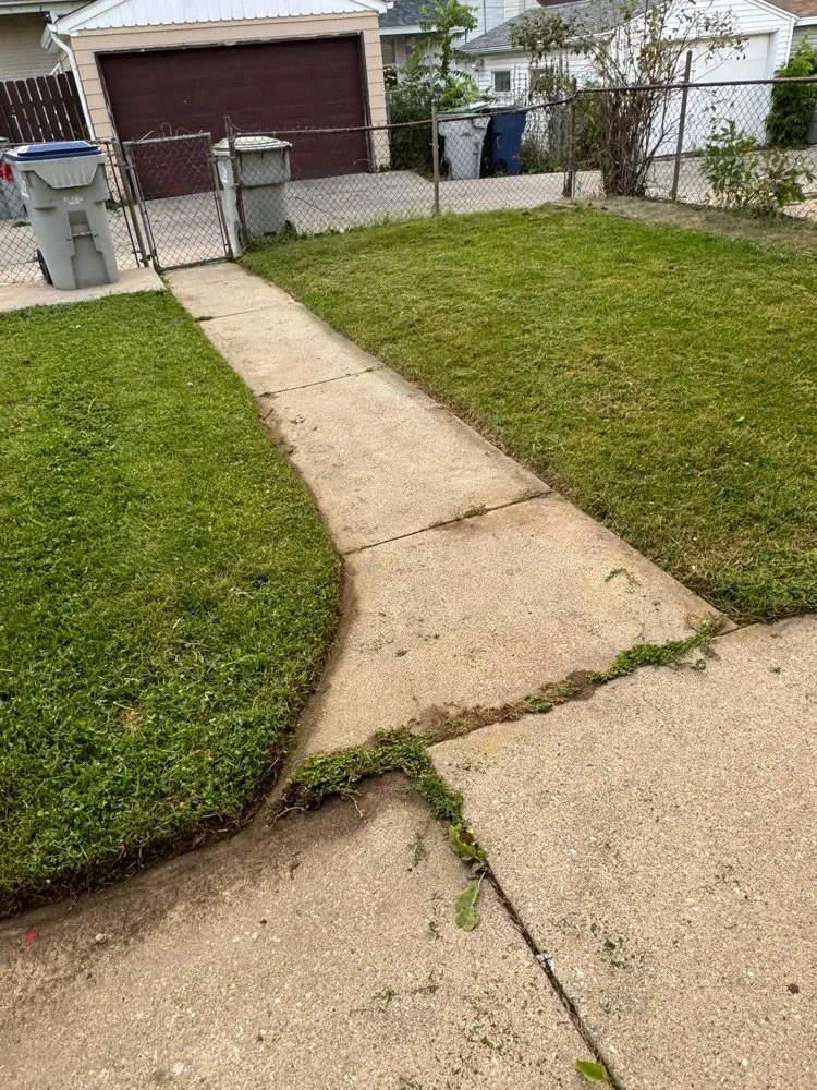 Reliable landscape design in Milwaukee, WI by JH Landscaping