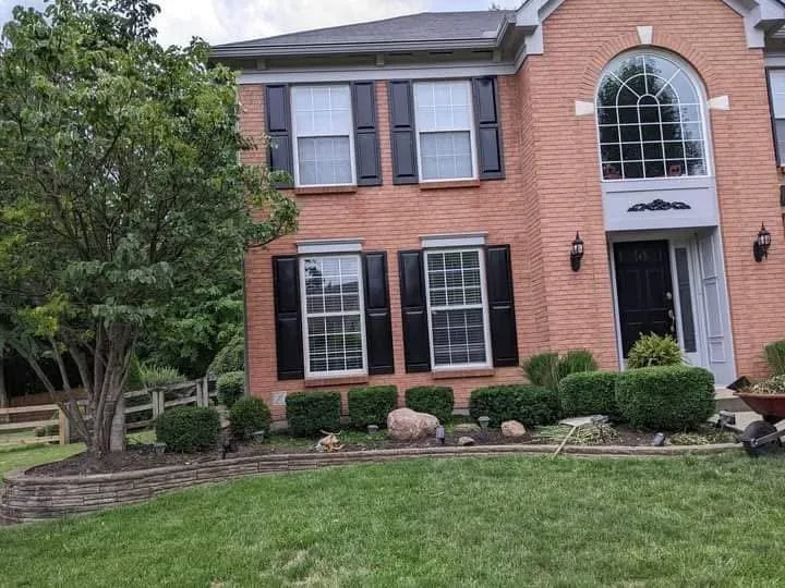 Professional garden landscaping experts serving Batavia, OH - J&H Lawn and Landscape