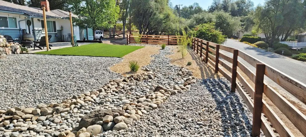 Trusted garden landscaping for homes in Fresno, CA by Jh Lawn Services