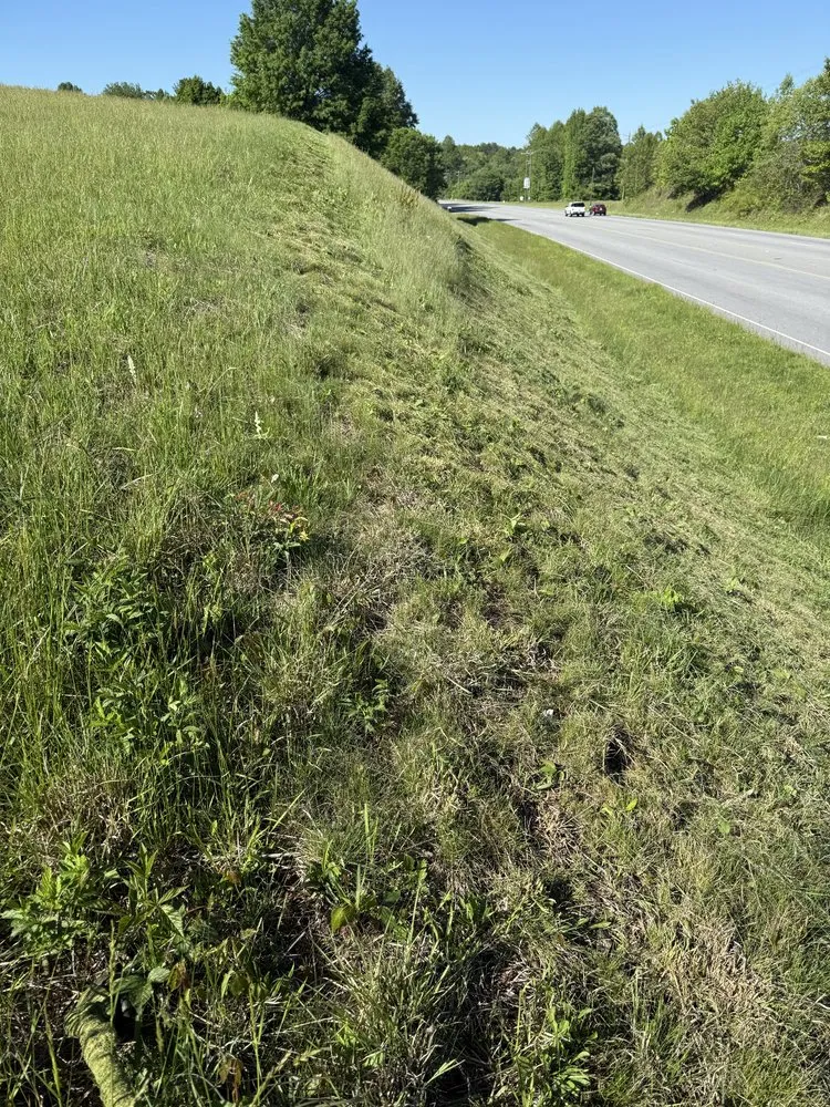 Reliable yard maintenance near you in Lenoir, NC by J&H Lawncare