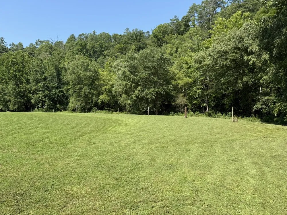 Custom garden landscaping in Lenoir, NC by J&H Lawncare