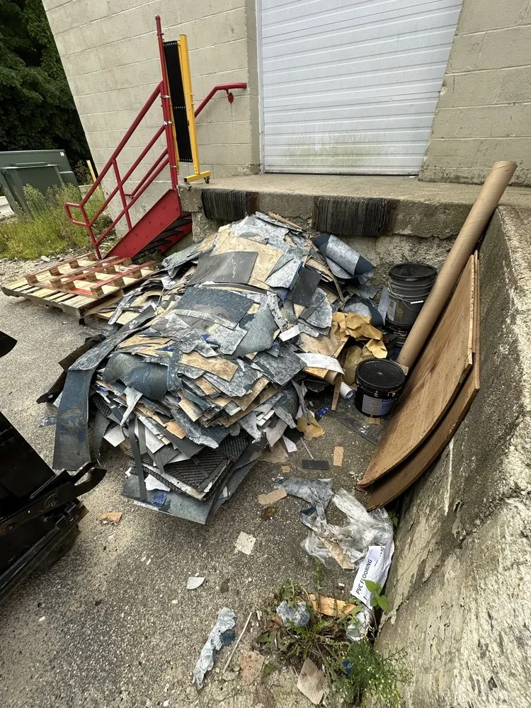 Expert yard maintenance in Jewett City, CT - JH Outdoor Services