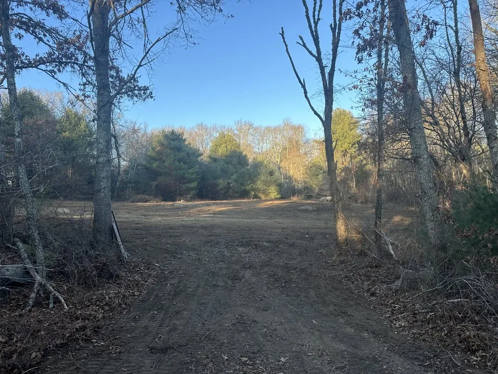 Top-rated lawn mowing service for residential properties in Jewett City, CT by JH Outdoor Services