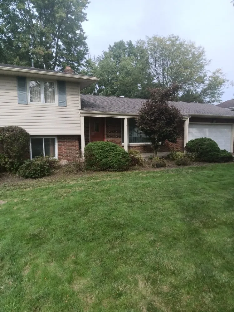 Professional yard cleanup service in Elyria, OH by Jhdlawncare & More