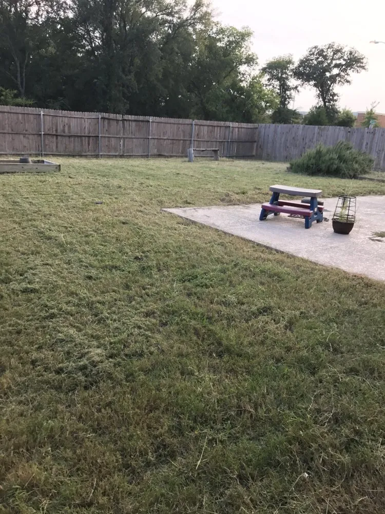 Custom lawn mowing service in Frisco, TX - JHerrera’s Lawn Care Service