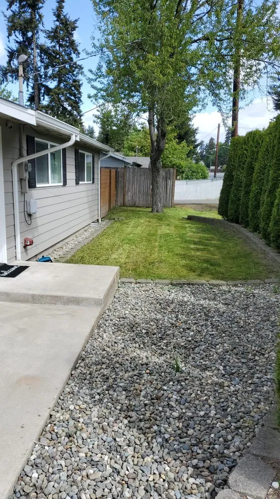 Top-rated lawn care service in Mill Creek, WA by Jhon's Cleaning Services