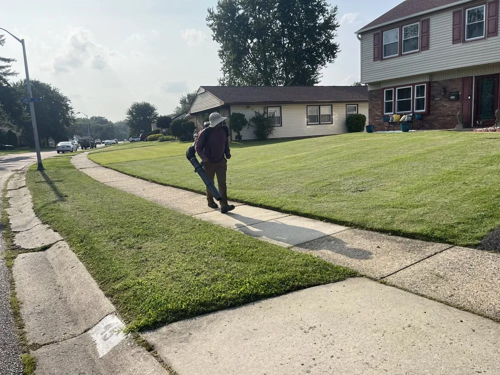 Expert lawn care service in Camden, NJ - Jhon’s Landscaping