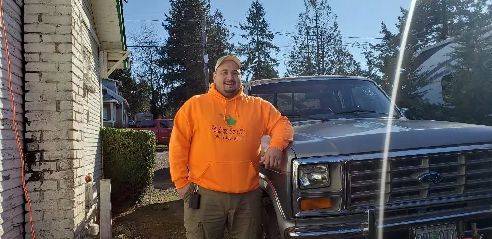 Reliable lawn care service in Oregon City, OR - JIC Lawn Care