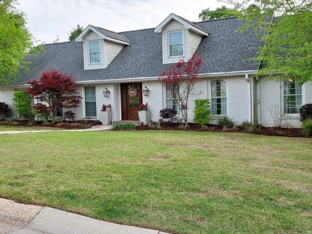 Trusted lawn care service in Pensacola, FL - Jilesstone limited liability company