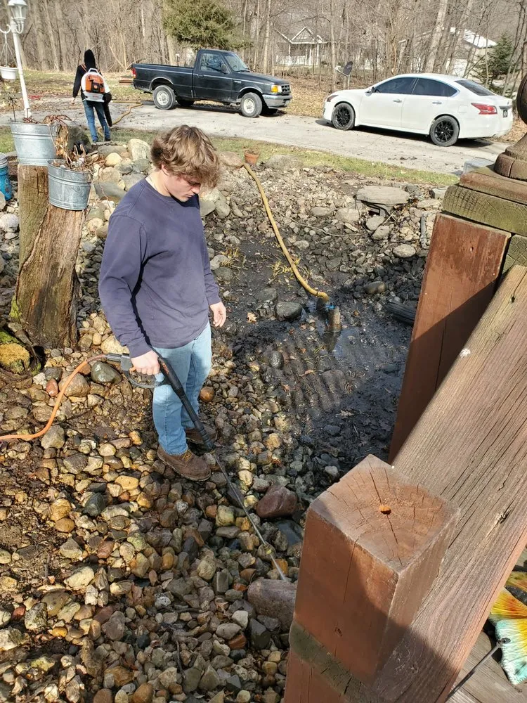 Trusted outdoor landscaping in Hiawatha, IA by Jim Bob's Lawn Care