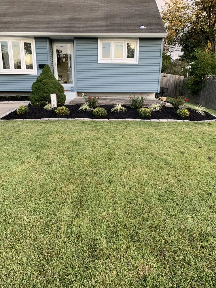 Custom lawn care service for beautiful yards across Delran, NJ - Jim Dunphy's Landscaping