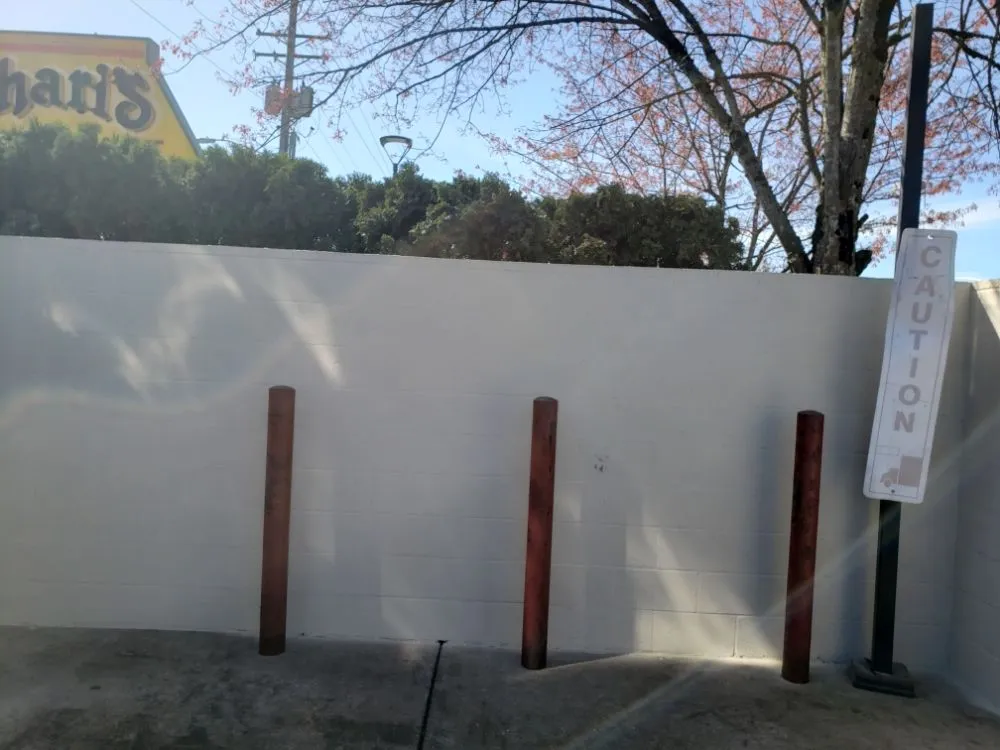 Professional yard cleanup service in Eugene, OR - Jim Handy Renovation & Handyman Services