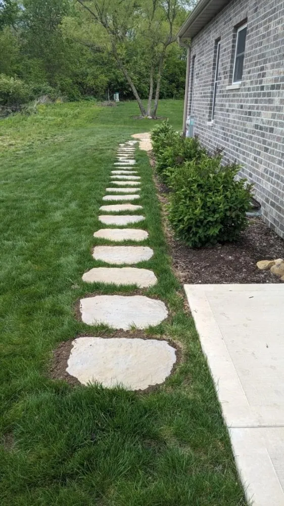 Affordable residential landscaping experts serving Plainfield, IL - Jim Phelps Landscape