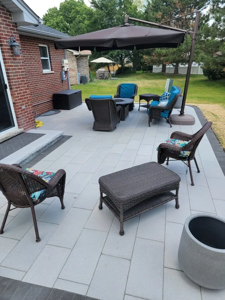 Custom lawn care service near you across Plainfield, IL - Jim Phelps Landscape