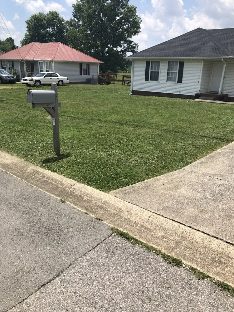 Custom landscaping services in Hopkinsville, KY by Jimbo's Lawn Service