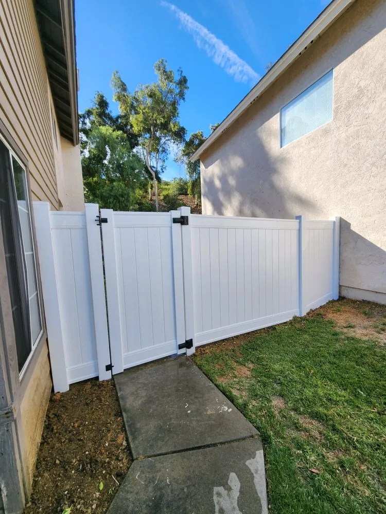 Expert yard cleanup service in Oceanside, CA by Jimenez Construcion