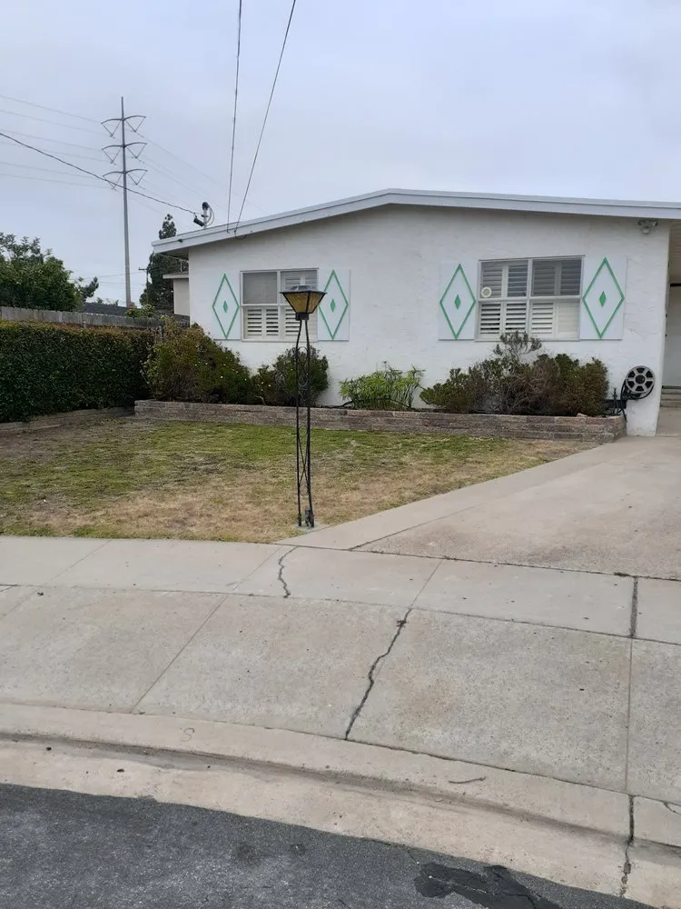 Custom outdoor landscaping in San Diego, CA by Jimenez Landscaping