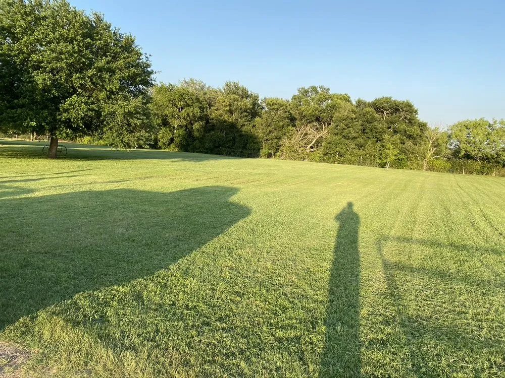 Reliable garden landscaping experts serving Dale, TX - Jimenez's Landscape Service
