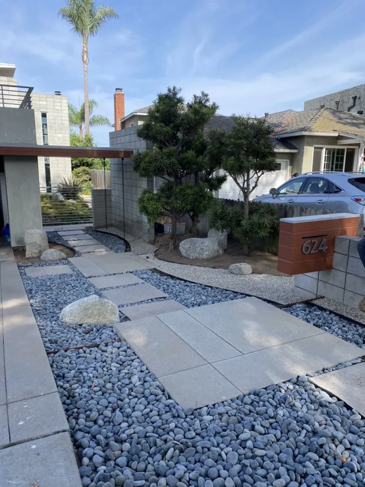 Reliable yard maintenance in Van Nuys, CA by Jimmie's Tree Company