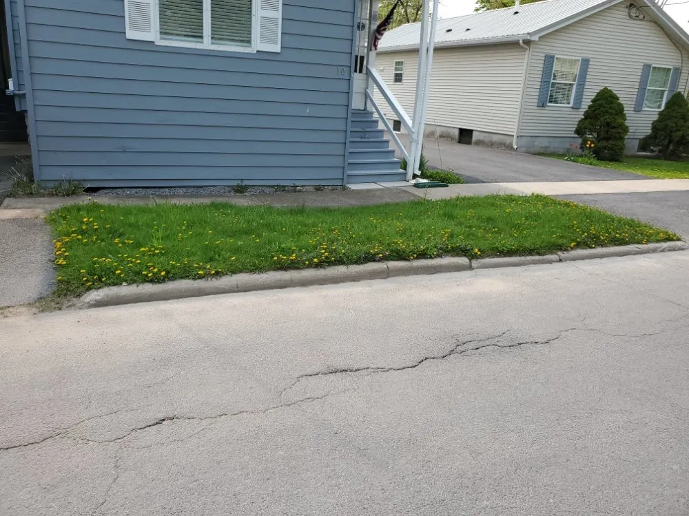 Local outdoor landscaping experts serving Lewistown, PA - Jimmy's Lawn Care & Pressure Washing