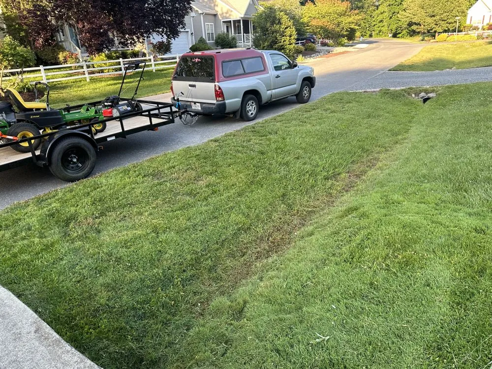Custom lawn mowing service with custom design in Selbyville, MD by Jimmy’s Lawn Cutting Services