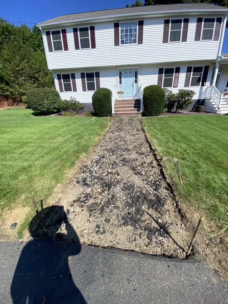 Top-rated lawn mowing service experts serving Lynn, MA - Jimmy's Masonry & Landscaping