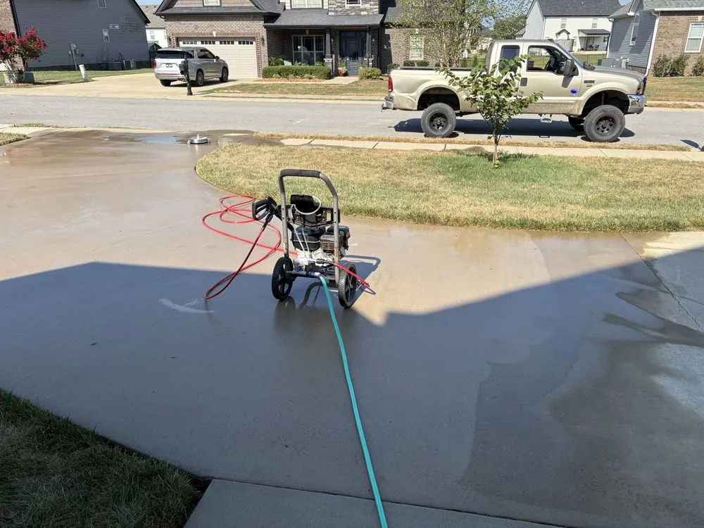 Top-rated lawn mowing service for homes across Indian Mound, TN - Jim’s Cleaning Service