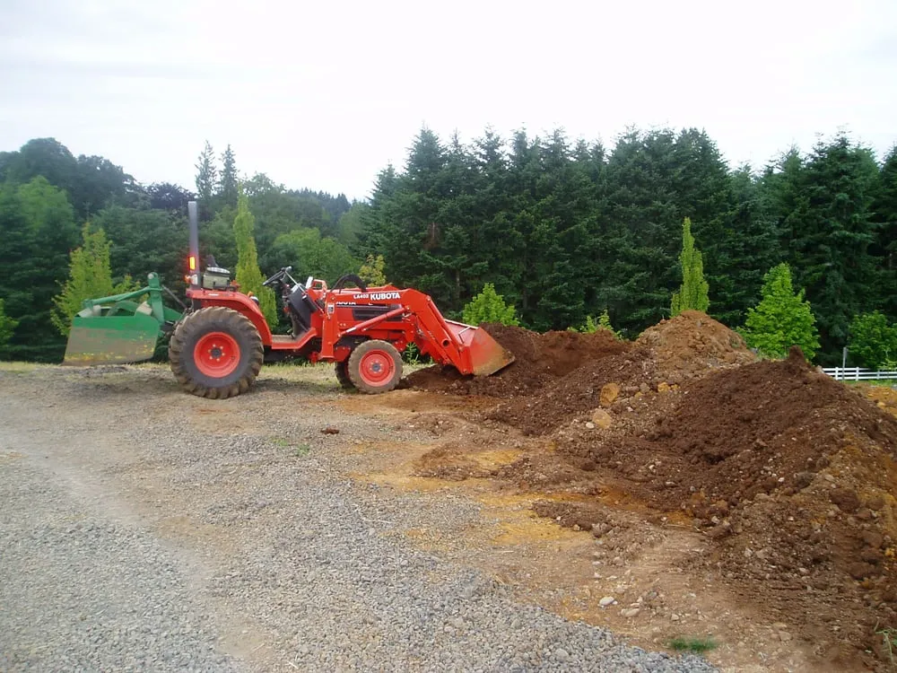 Reliable garden landscaping experts serving Salem, OR - Jim's Tractor Work