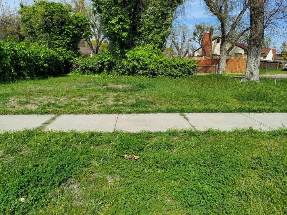 Trusted garden landscaping in Riverbank, CA - Jim’s Yard Care