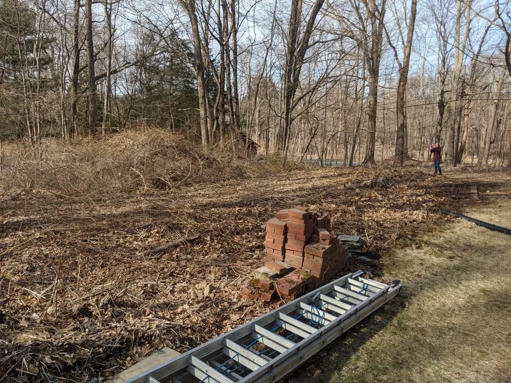 Reliable yard maintenance in Vernon, CT by Jim's Yard Care