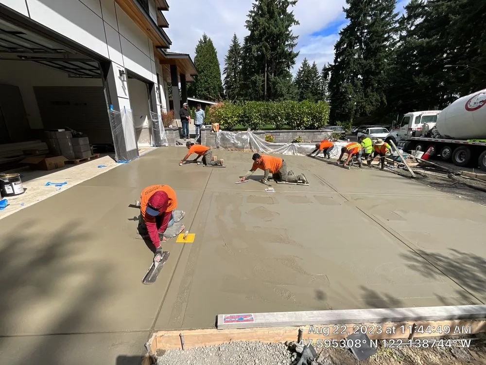 Top-rated yard maintenance in Mukilteo, WA by Jireh Asphalt And Concrete