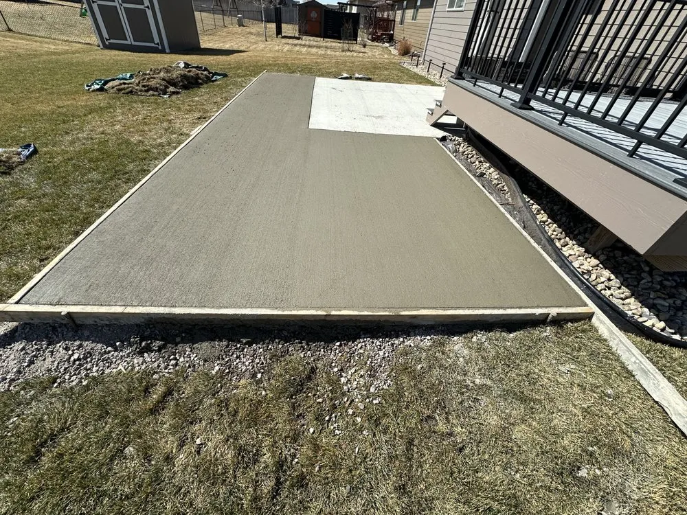 Affordable lawn care service experts serving Sioux Falls, SD - Jireh Concrete