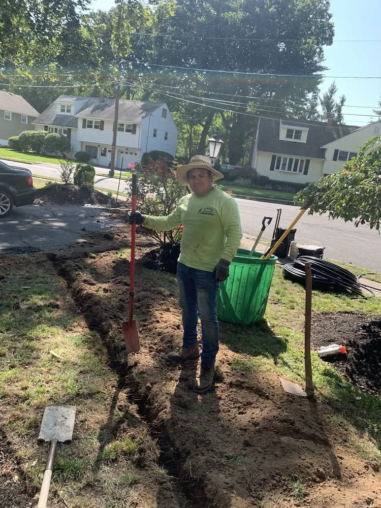 Local lawn care service in Englewood, NJ - Jireh Lanscaping And More