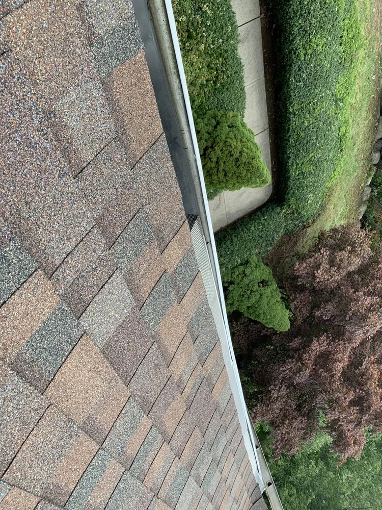 Trusted lawn care service for beautiful yards across Englewood, NJ - Jireh Lanscaping And More