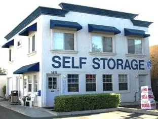 Top-rated residential landscaping for year-round maintenance in Englewood, NJ by Jireh Lanscaping And More