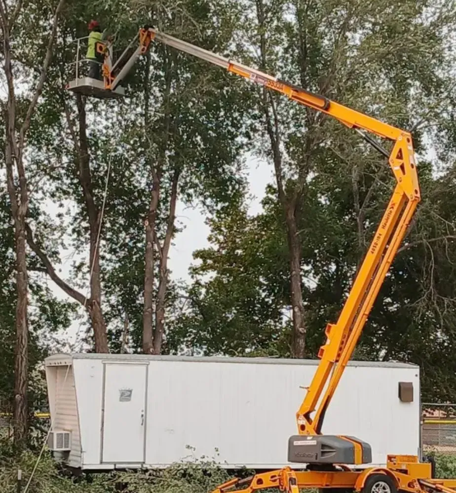 Reliable lawn mowing service in Sandy, UT - Jireh Lanscaping