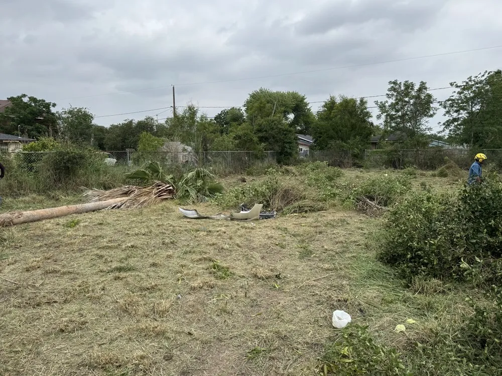 Custom outdoor landscaping in Brownsville, TX by Jireh Tree & Lanscaping Services