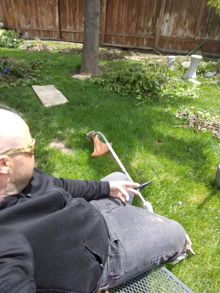 Affordable lawn care service experts serving Caldwell, ID - JIT Works