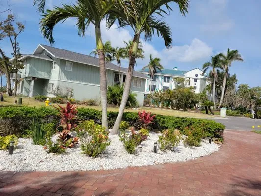 JJ Complette Lawn and Service Logo