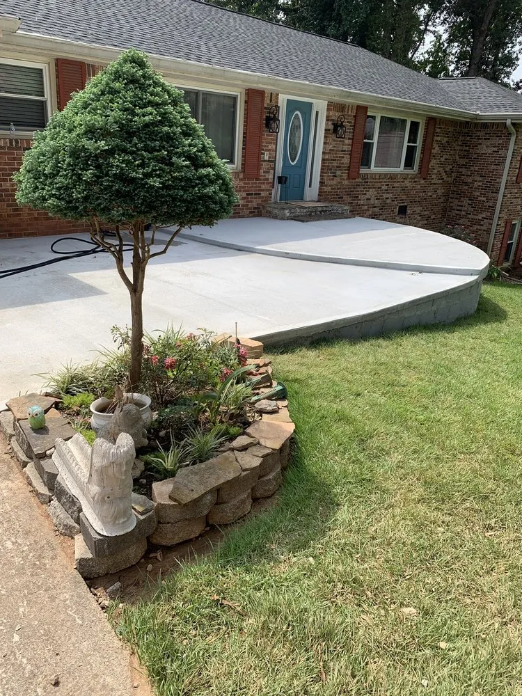 Expert outdoor landscaping in Forest Park, GA - J&J Concrete Forming