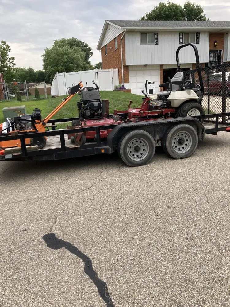 Local landscape design for year-round maintenance in Franklin, OH by JJ Earthworks