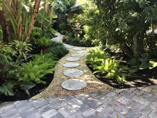 J.J. Frank Landscaping & Lawn Maintenance Logo