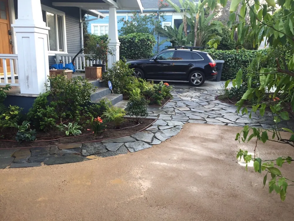Professional yard maintenance near you in Santa Monica, CA by J&J Gardening