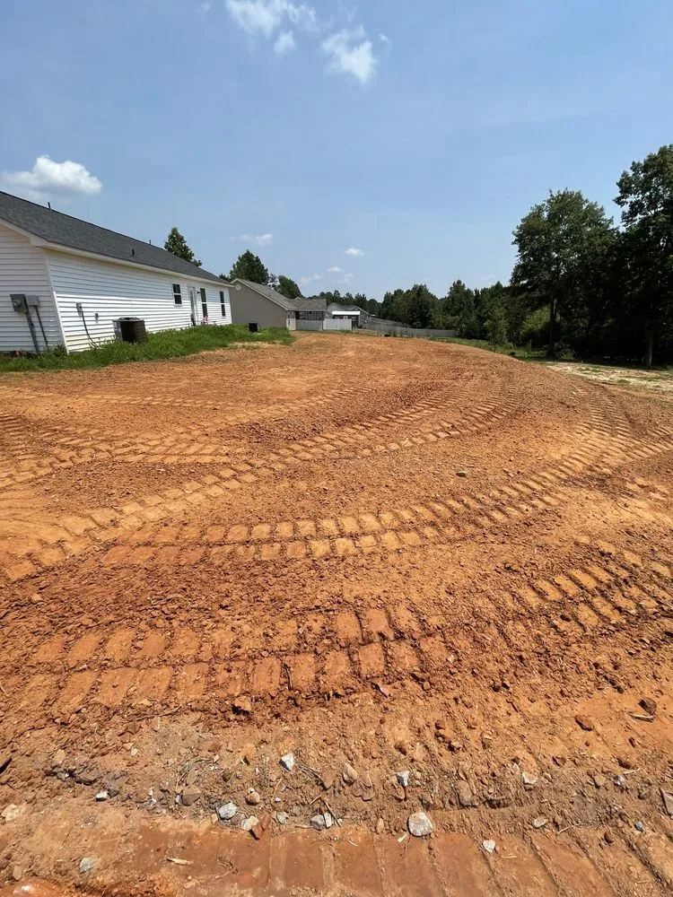 Affordable garden landscaping experts serving Honea Path, SC - J&J Grading and Landscaping