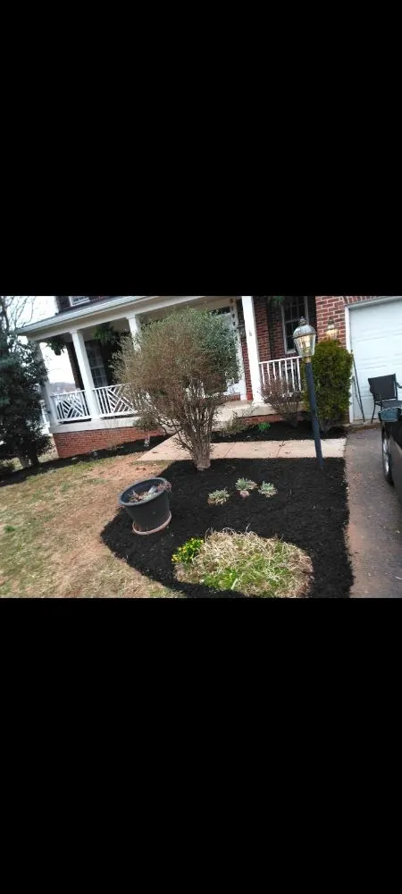 Reliable landscaping services in Culpeper, VA by J&J Handyman An Landscaping Home Improvement
