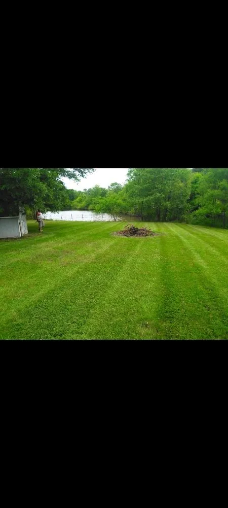 Professional residential landscaping experts serving Culpeper, VA - J&J Handyman An Landscaping Home Improvement