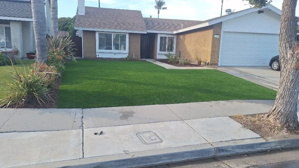 Custom lawn care service in Thousand Oaks, CA - JJ Hardscape and Landscaping