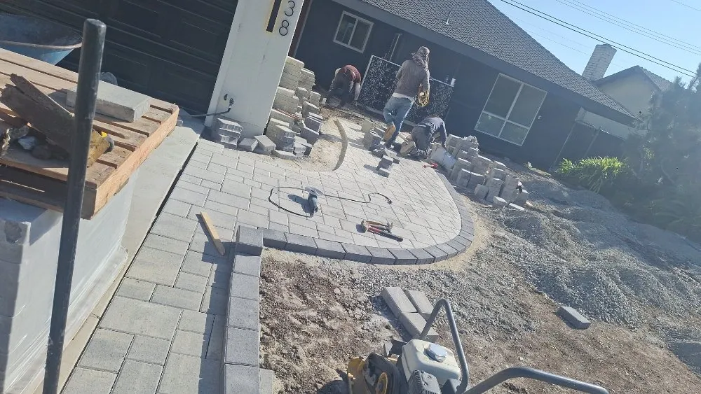 Affordable garden landscaping in Thousand Oaks, CA by JJ Hardscape and Landscaping
